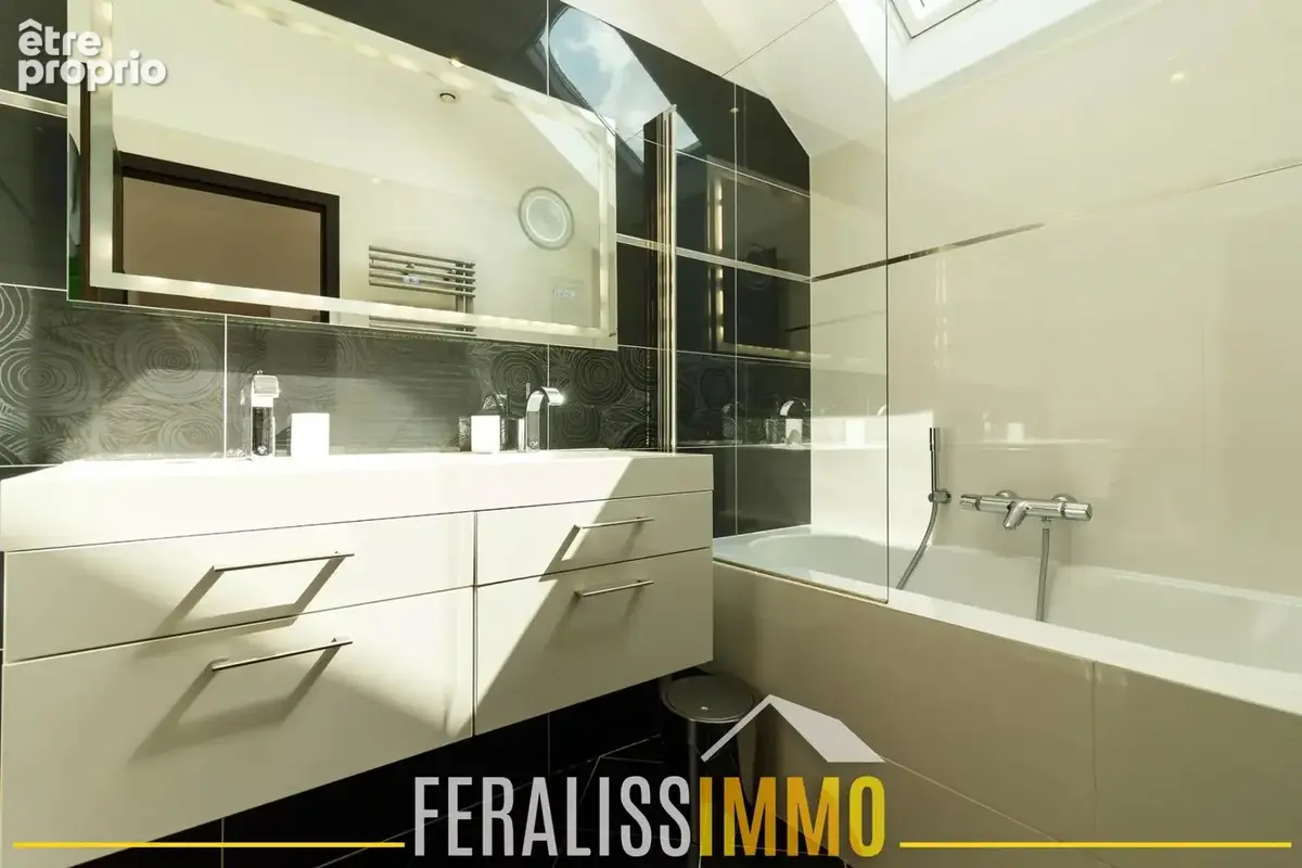 Elégante maison familiale 4 chambres avec piscine et suite p - photo 12