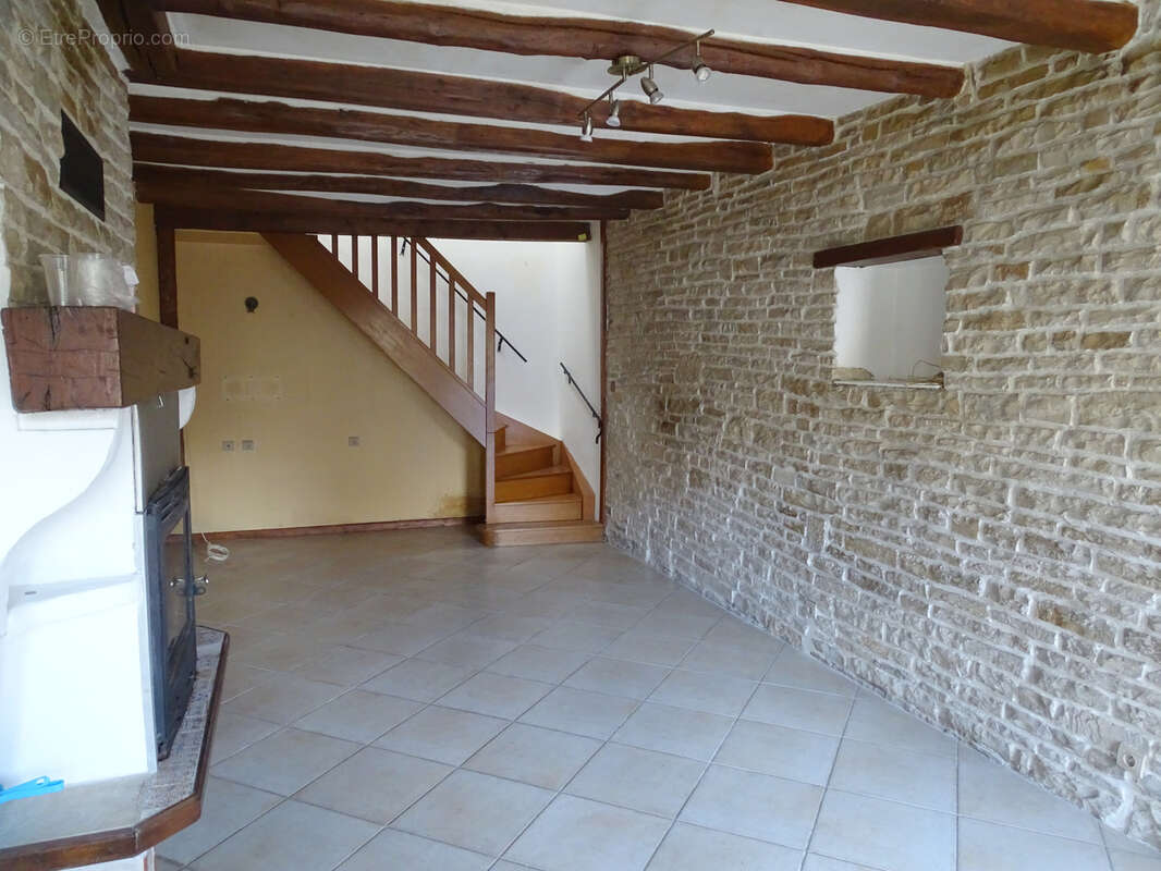 Maison à MUSSY-SUR-SEINE