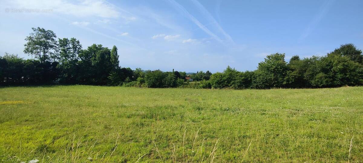 Terrain à PERIGUEUX