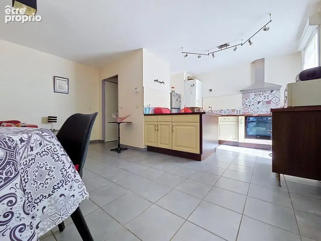 Appartement avec jardin - 3 chambres - Terrasses - Garage double - photo 10