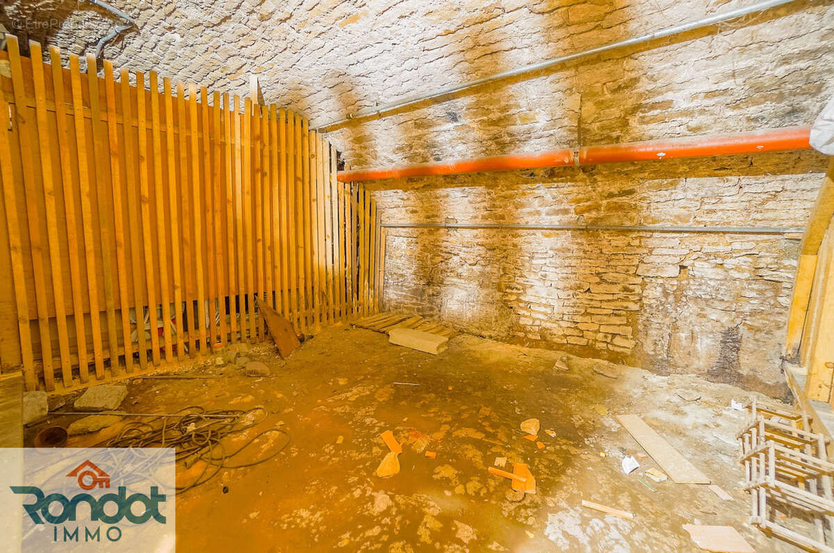 Appartement à FONTAINE-LES-DIJON