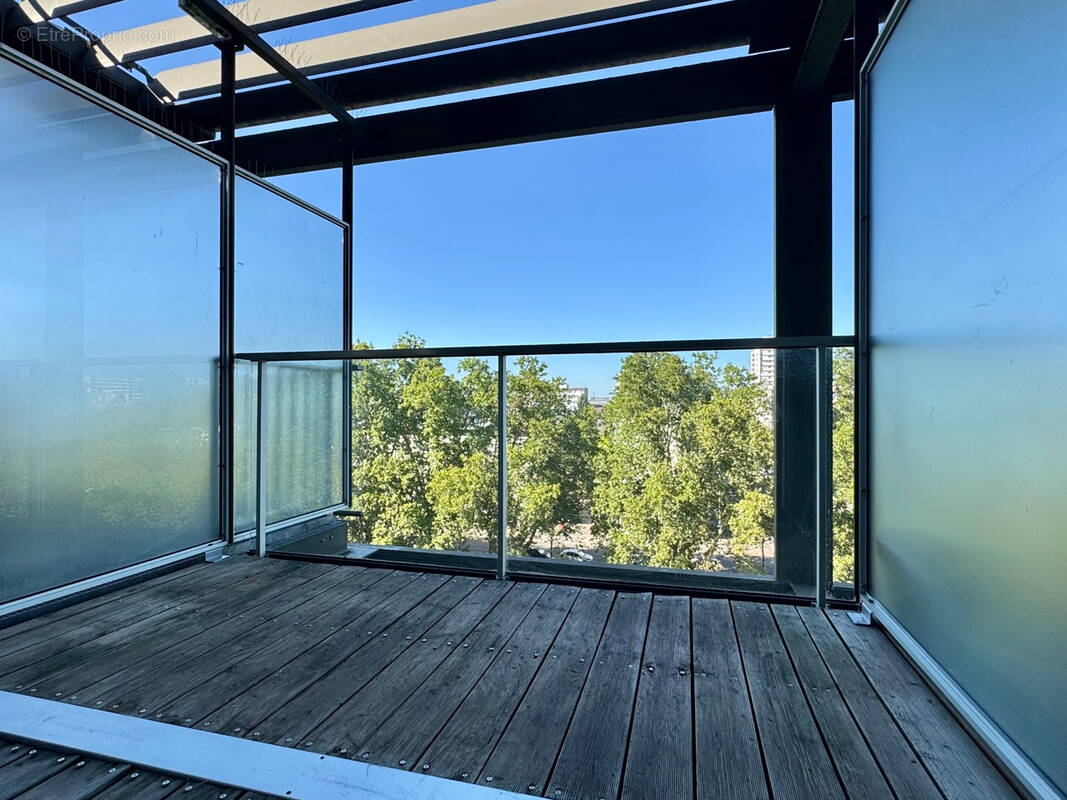 Appartement 2 pièces avec terrasse et vue bassin Vauban - Quartier Étoile - photo 1
