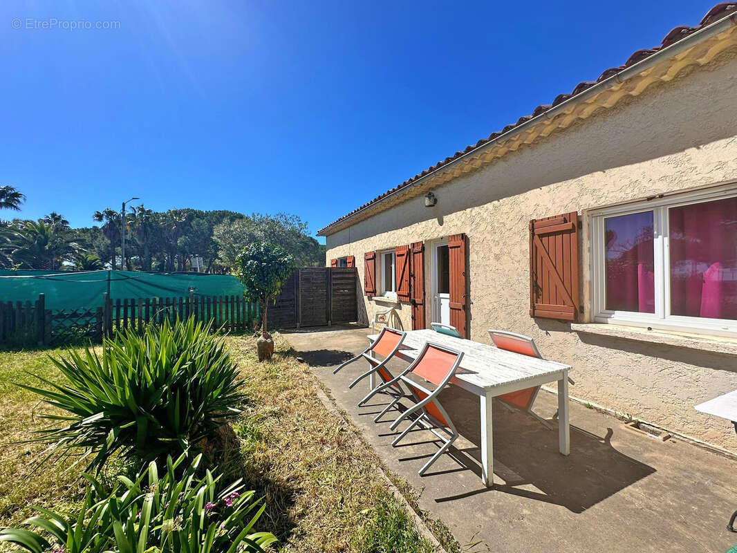 Appartement à HYERES