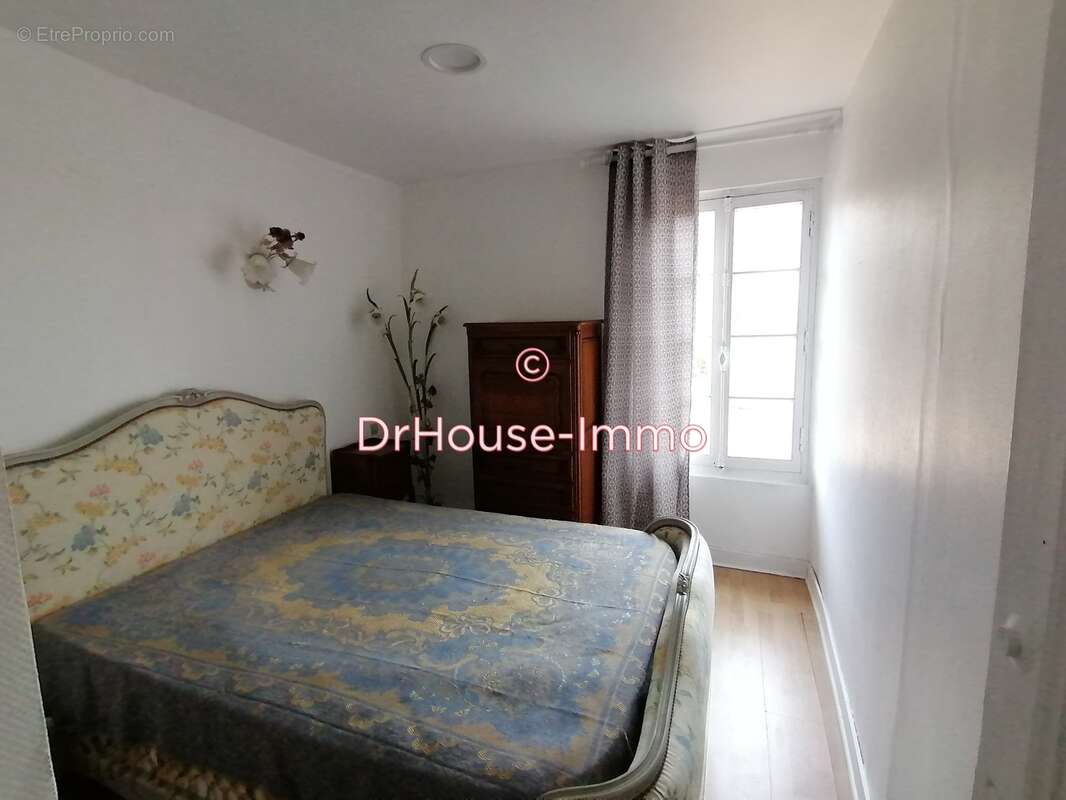 Appartement à SAINT-MEDARD-DE-GUIZIERES