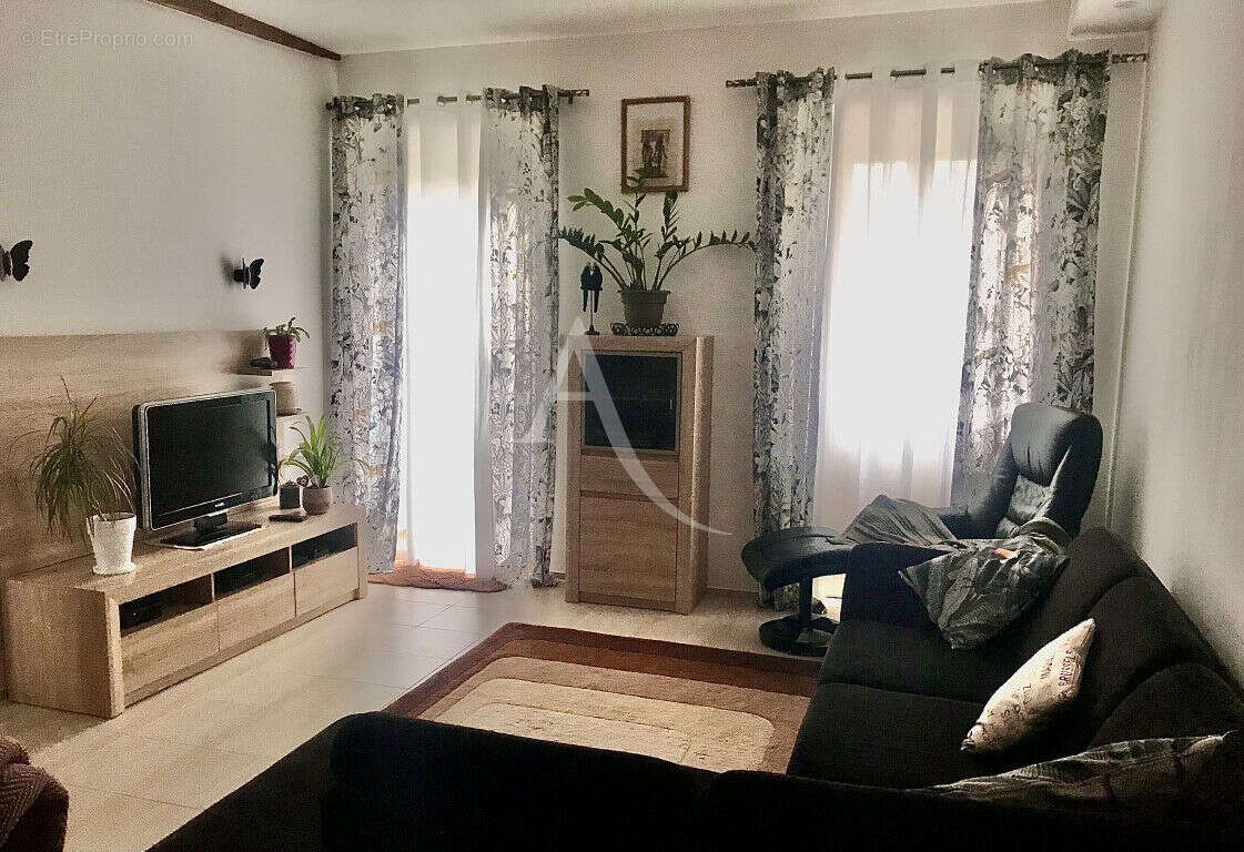 Appartement à FOURCHAMBAULT