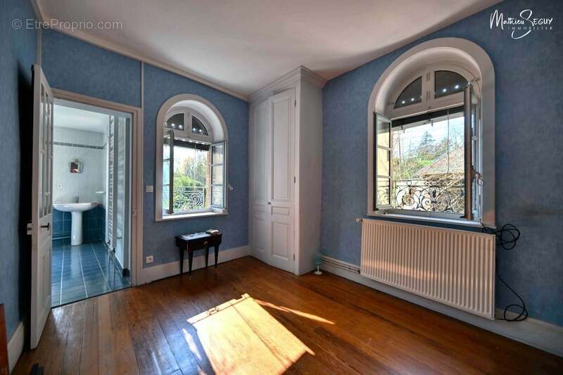 Maison à MESSIMY