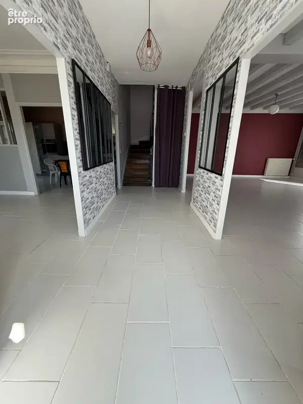 Maison de maître dans bourg avec commerces - photo 5