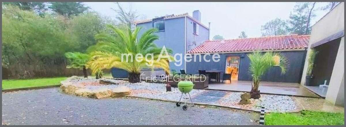 Maison à SAINT-GERVAIS