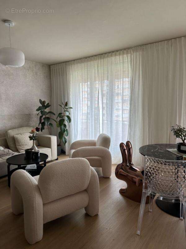 Appartement à ECHIROLLES