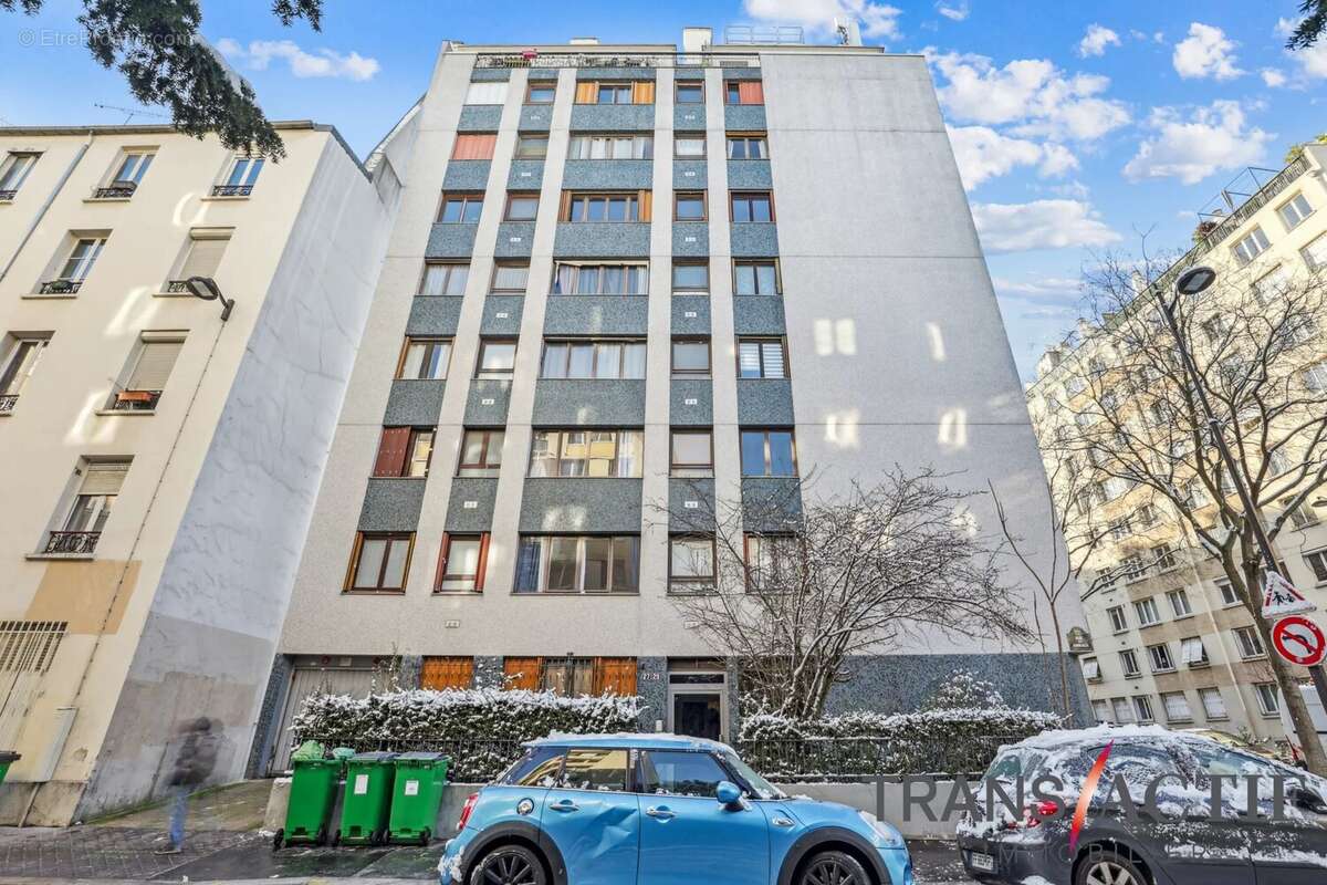 Appartement à PARIS-18E