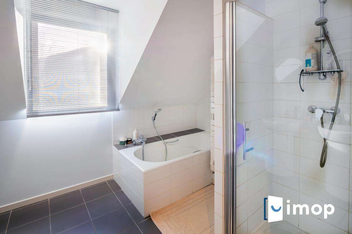 Appartement à ANNECY-LE-VIEUX