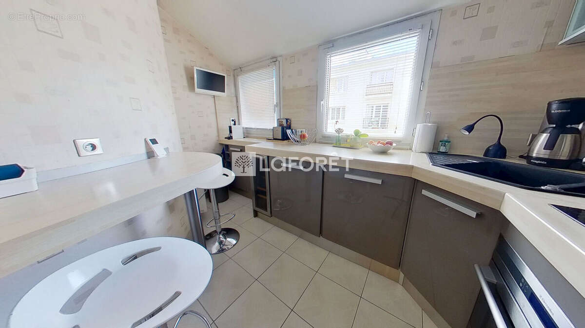 Appartement Noisy Le Sec 4 pièce(s) 81 m2 - photo 7