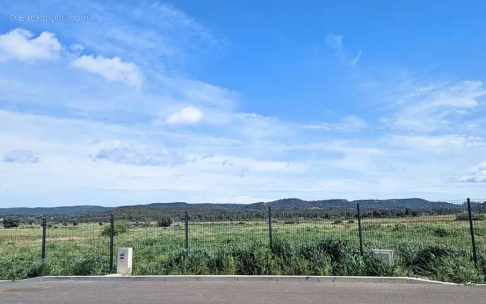 Terrain à THEZAN-DES-CORBIERES