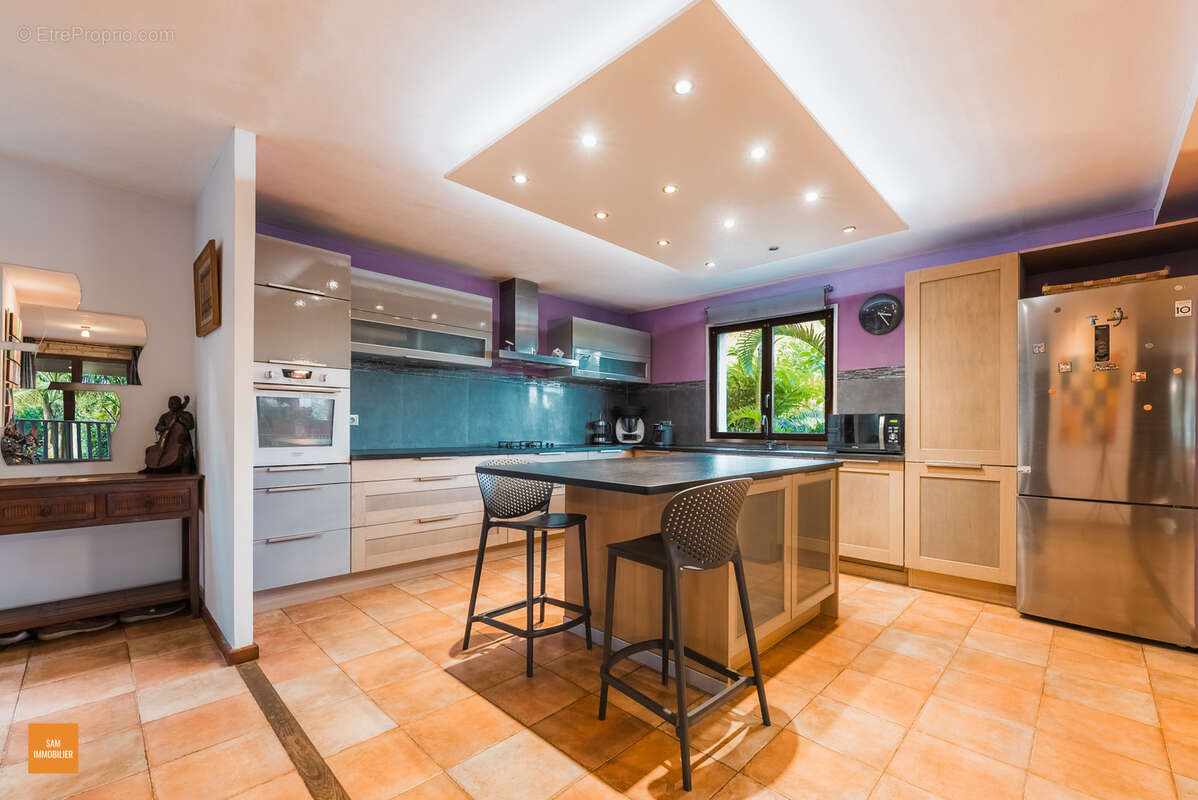 Maison à PETITE-ILE