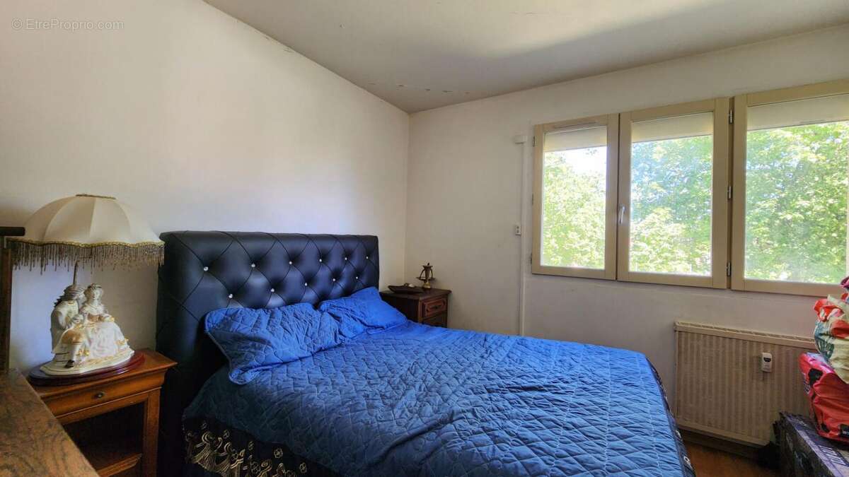 Appartement à CHENOVE