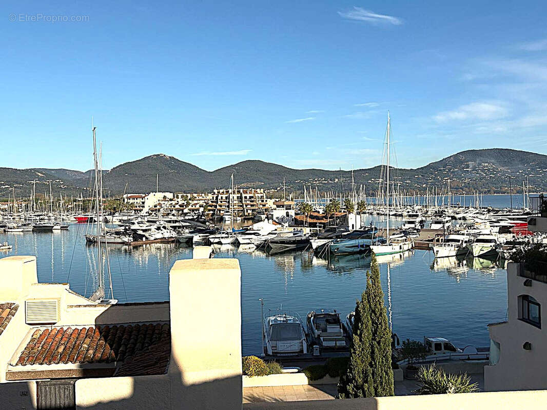 Appartement à COGOLIN