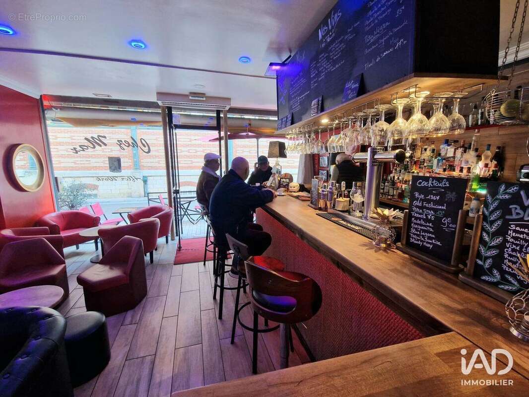 Photo 8 - Commerce à SENS