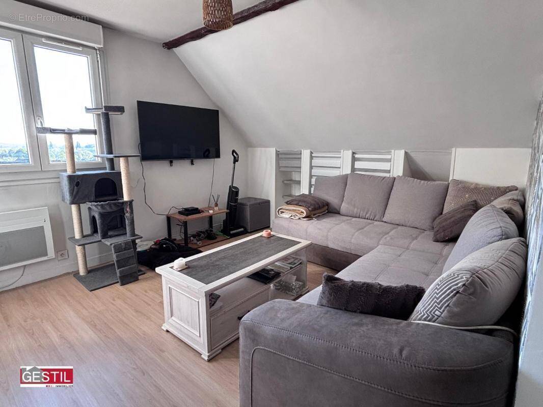 Appartement à PONTOISE