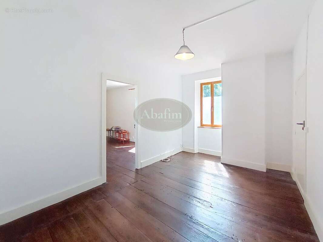 Maison à LA BASTIDE-DU-SALAT