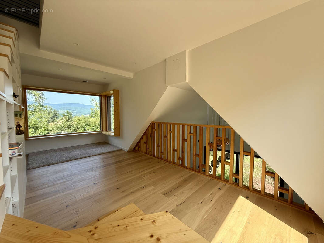 Maison à NEUVE-EGLISE