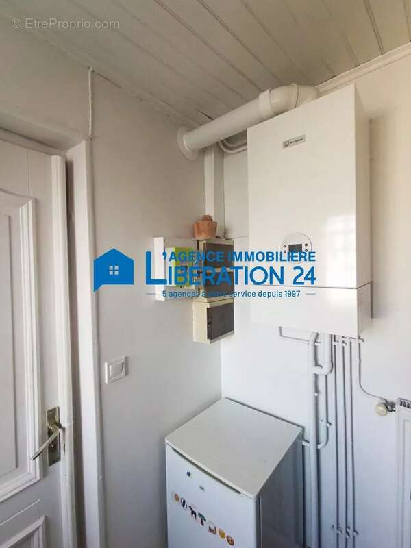 Appartement à SAINT-GENEST-LERPT