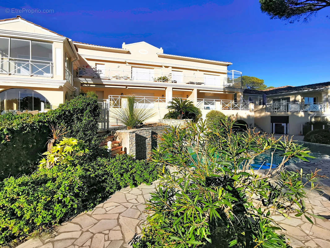 Appartement à SAINT-RAPHAEL