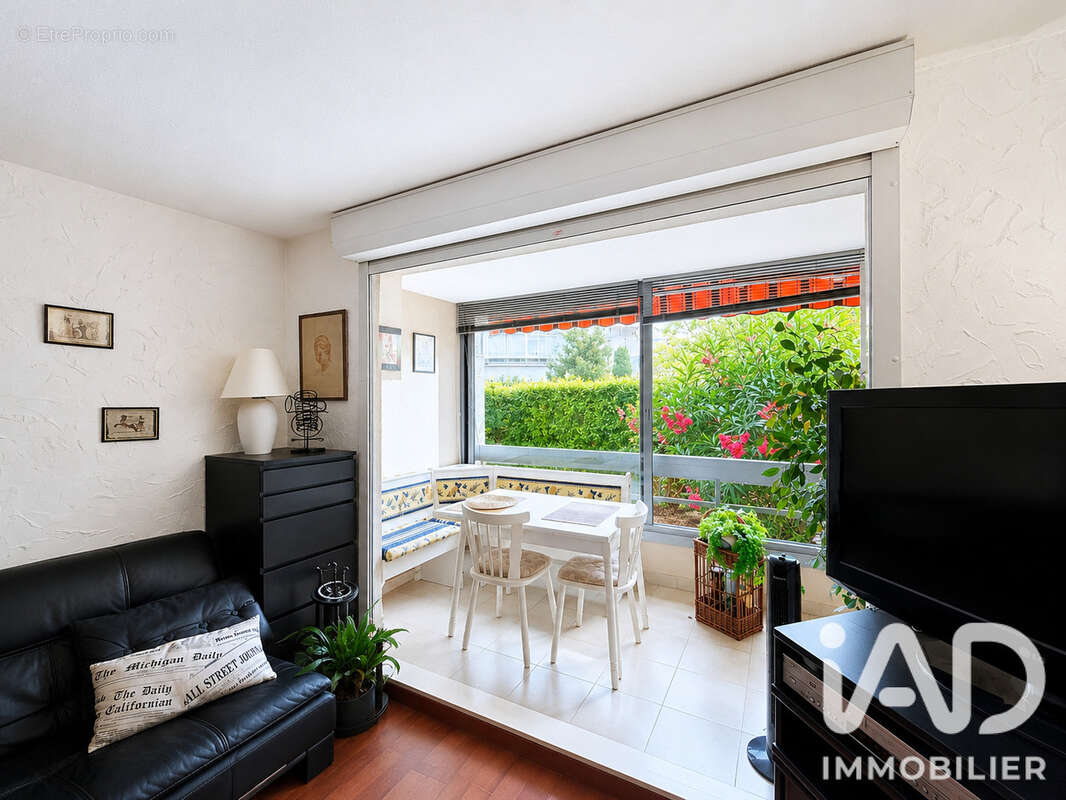 Appartement 34 m² à Frejus  - photo 6