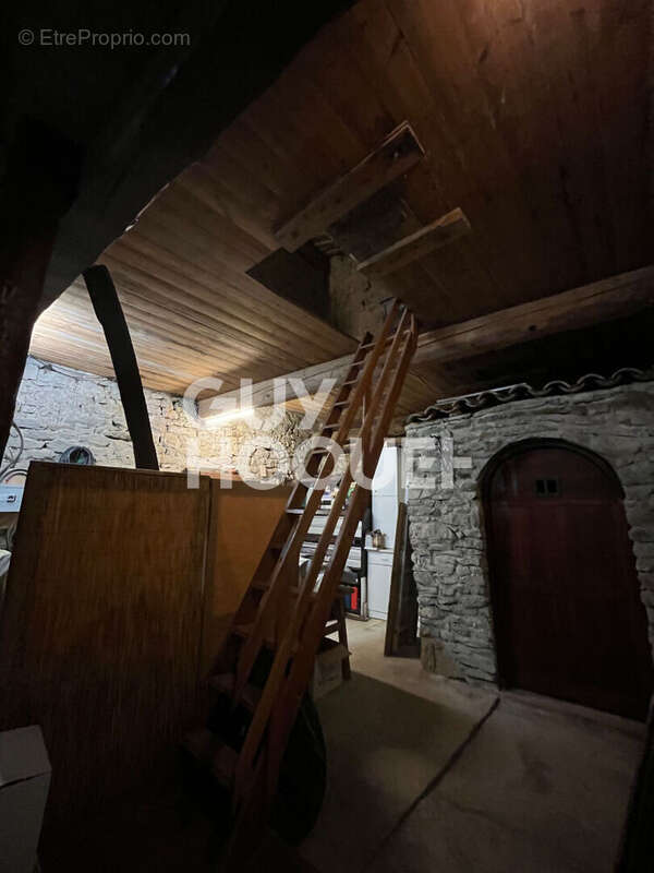 Maison à CESSERAS
