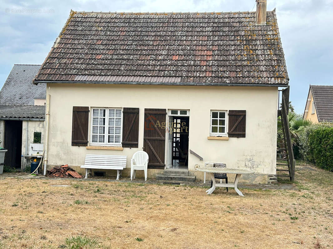 Maison Gouville Sur Mer 3 pièce(s) 67 m2 - photo 2