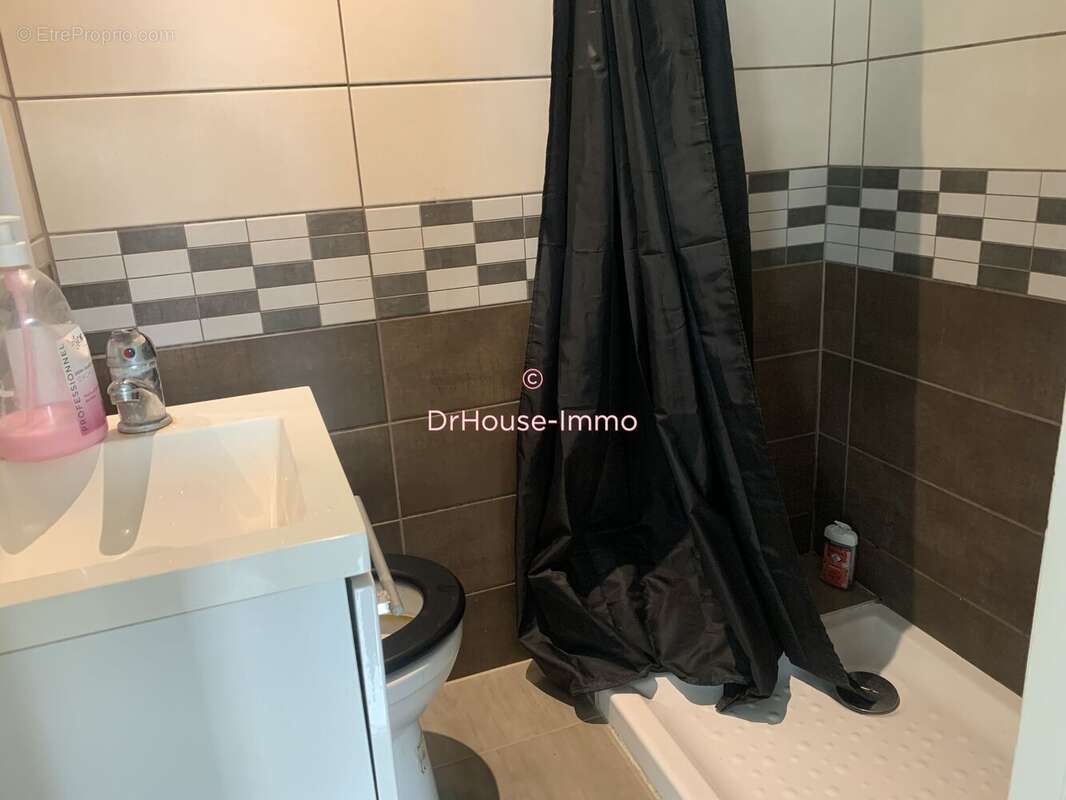 Appartement 26 m² à Marseille-4e  - photo 15
