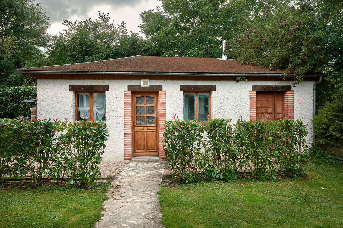 Maison à ETREPAGNY