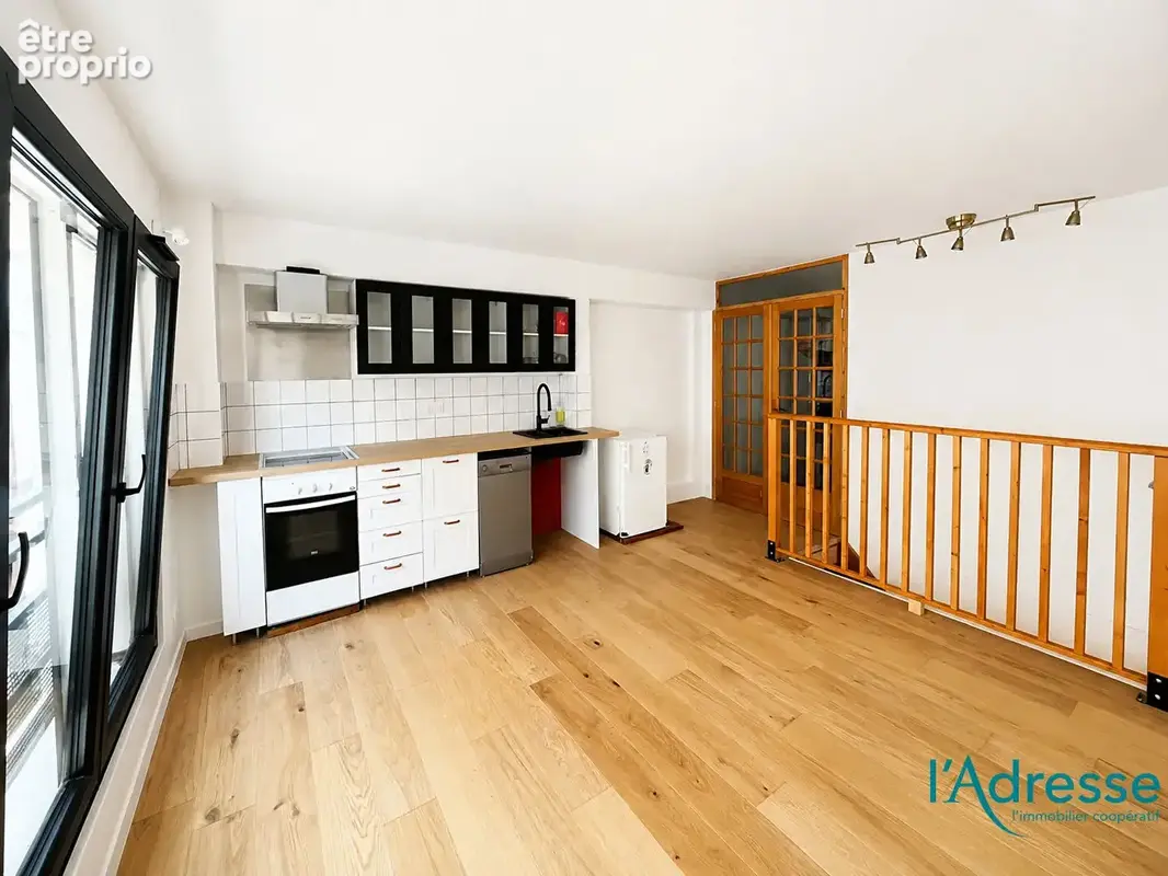 Appartement 69 m² à Les Lilas  - photo 3