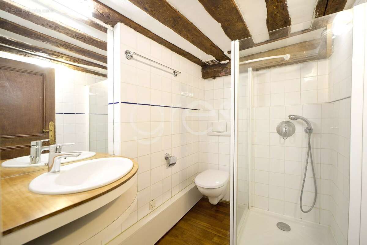 Appartement à PARIS-4E