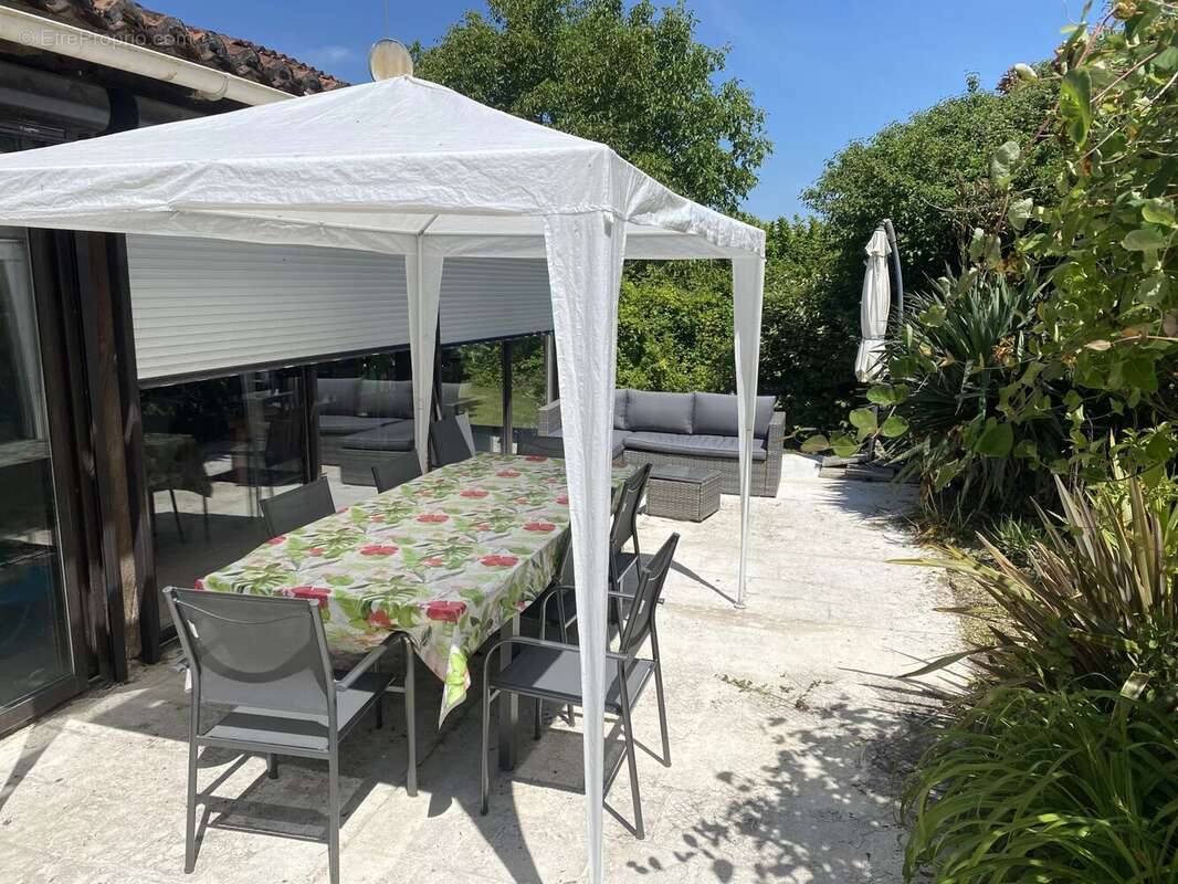 Maison de 3 chambres avec grand jardin et piscine - photo 13
