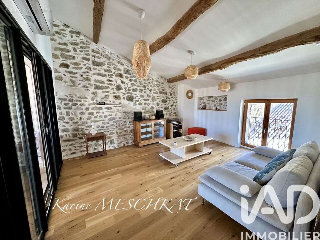 Maison 140 m² à Cruis  - photo 5