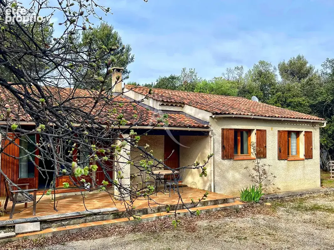 Maison à JOUQUES