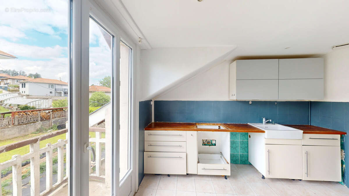 Appartement à FRAISSES