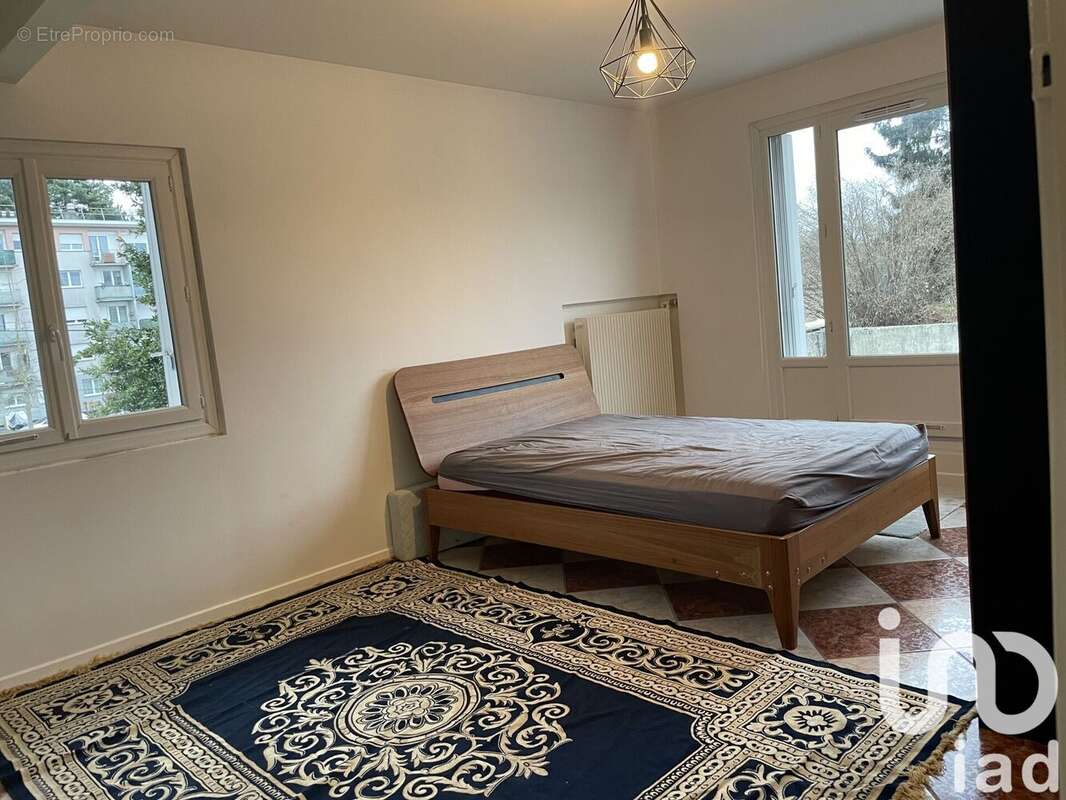 Photo 6 - Maison à VILLIERS-LE-BEL