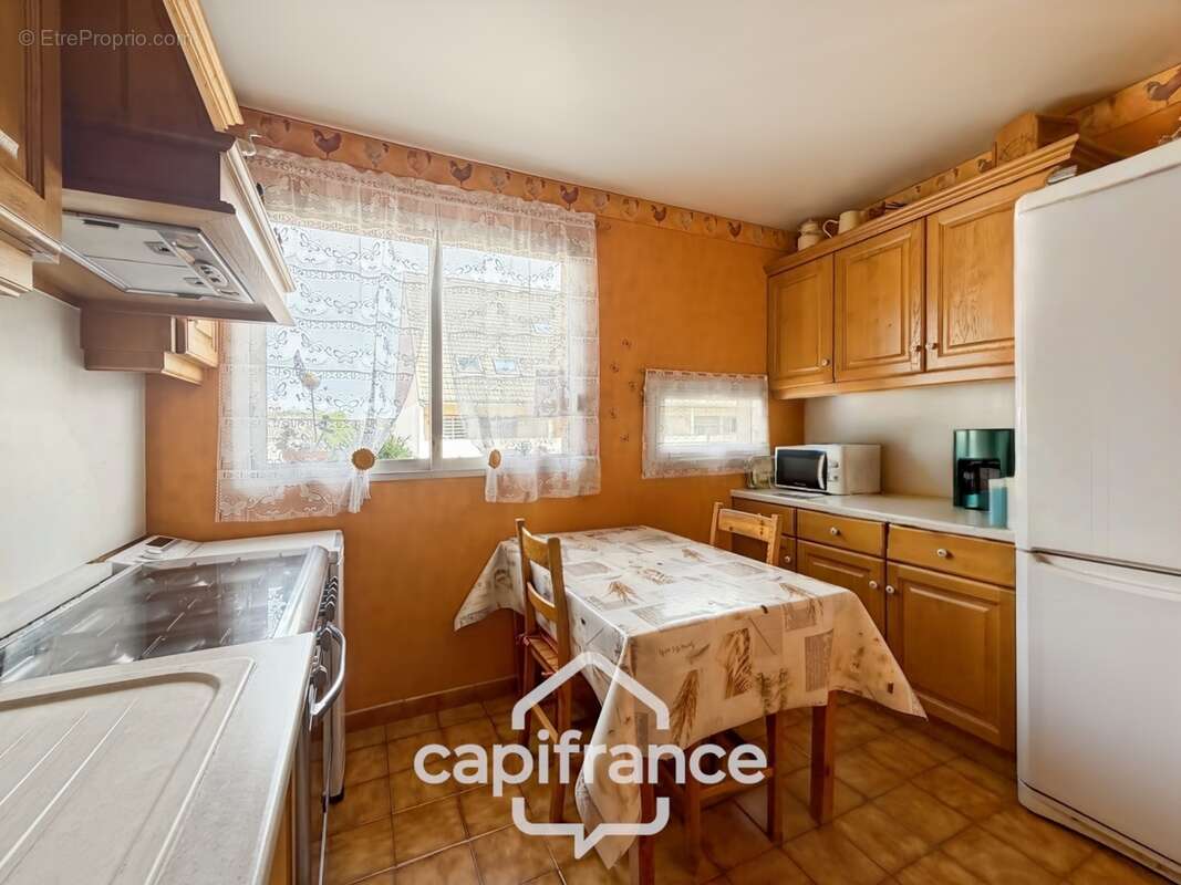 Duplex coup de coeur- l'espace d'une maison en appartement-2 caves et parking en sous sol - photo 5