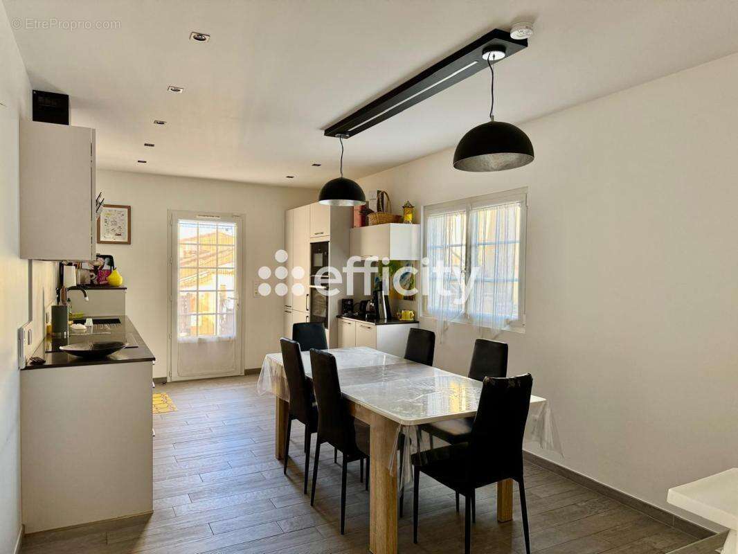 Maison 89 m² à Sanary-Sur-Mer  - photo 2