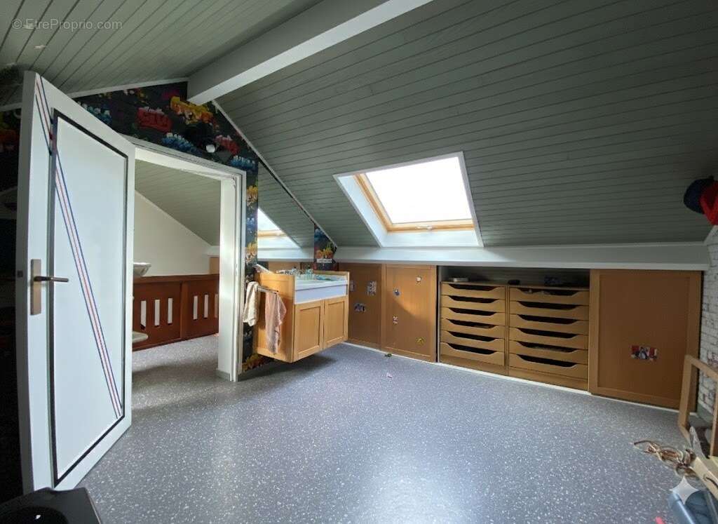 Maison à ROSNY-SUR-SEINE