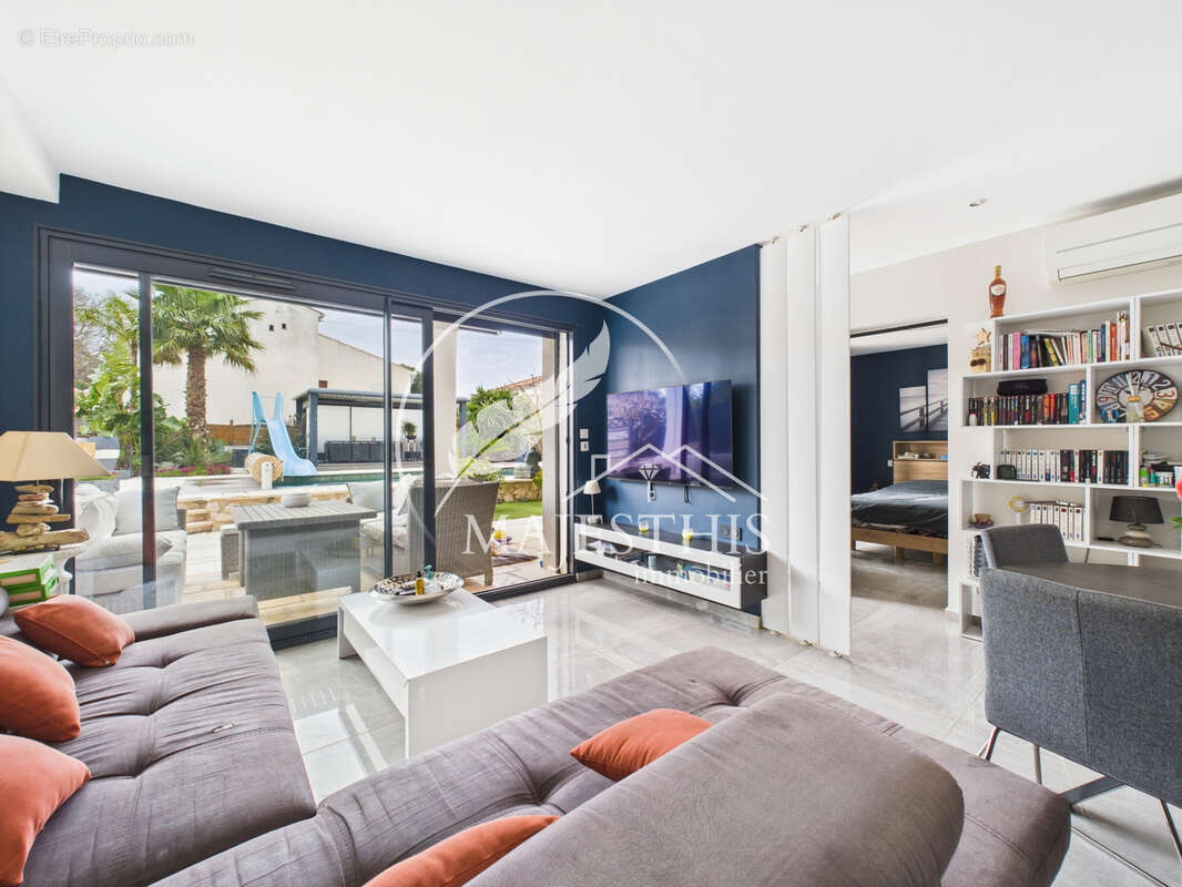 Appartement à LA VALETTE-DU-VAR