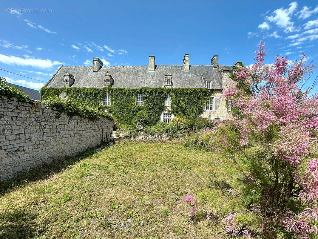Maison à GRANDCAMP-MAISY