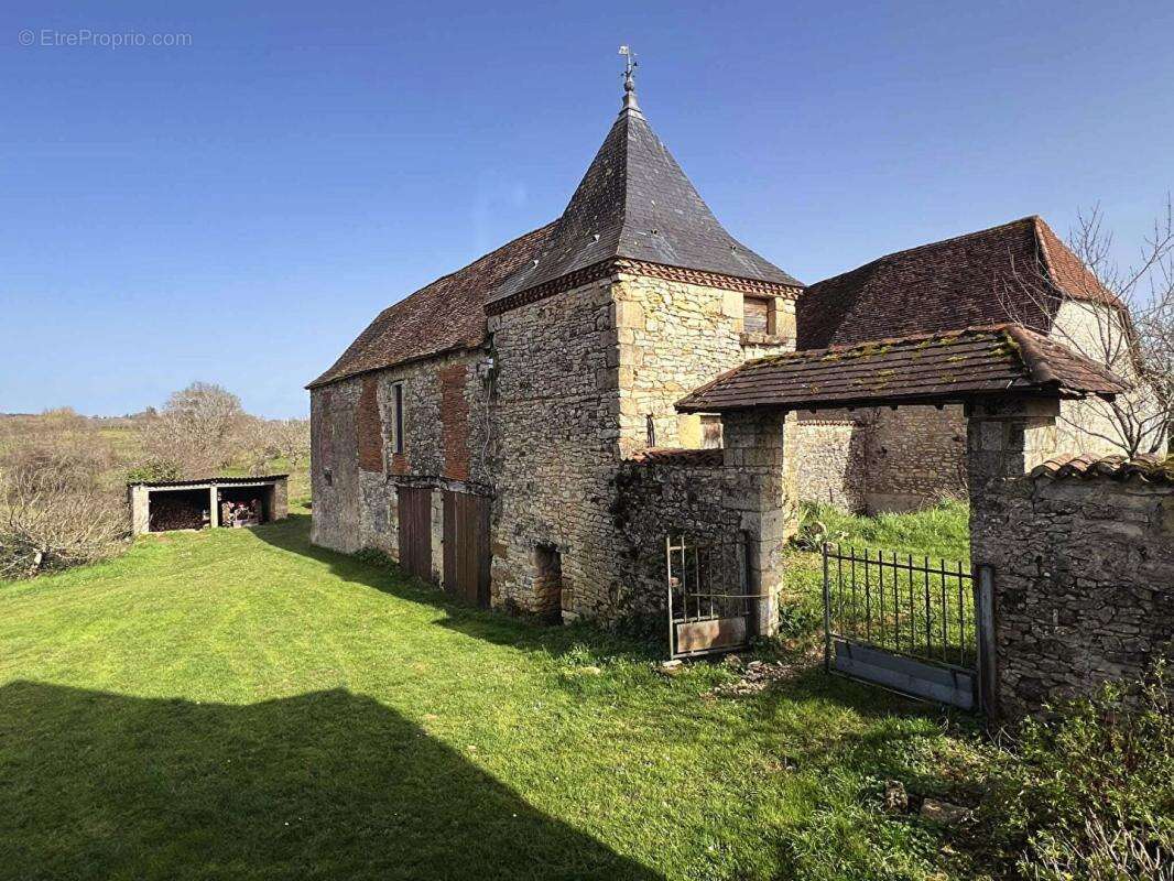 Maison à SAINT-GERMAIN-DES-PRES