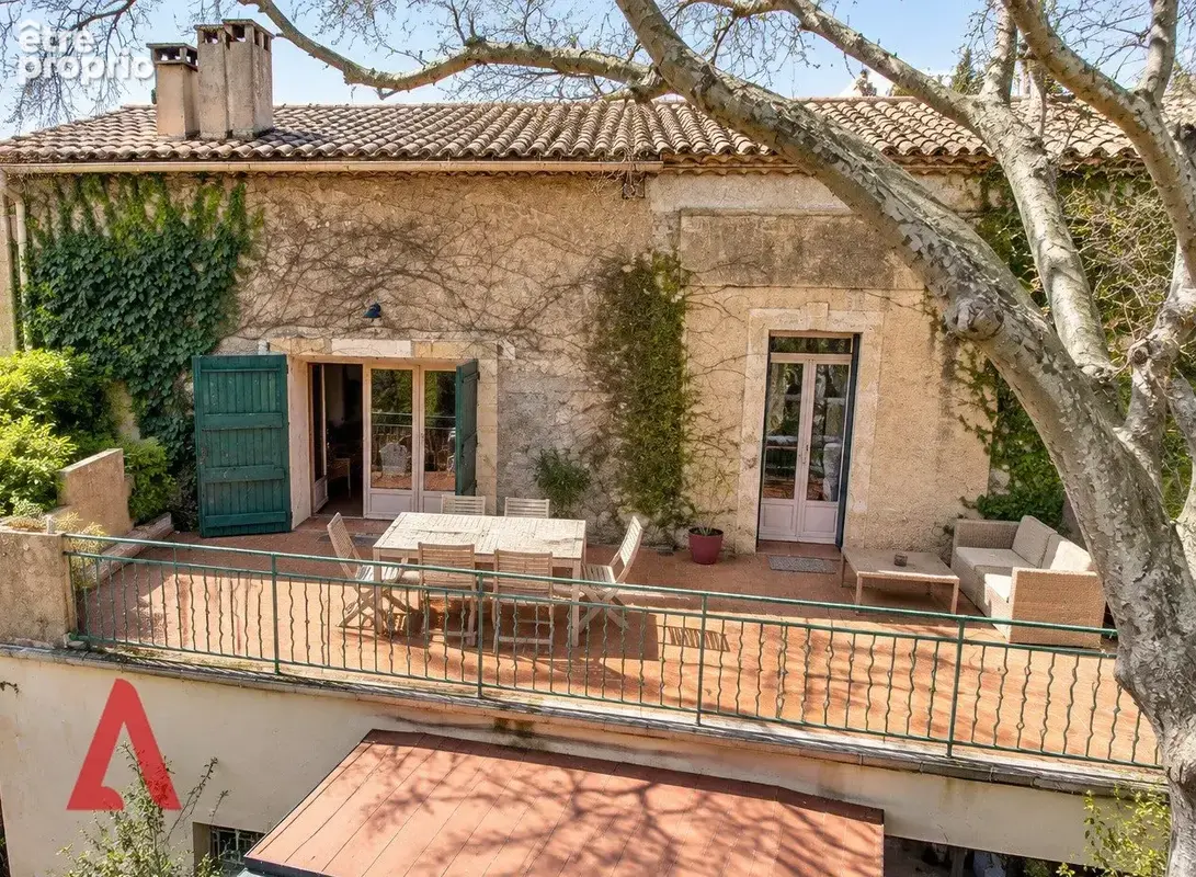 Charme méditerranéen dans un domaine viticole historique  Appartement 2 chambres  Grande terrasse  Parc privé, 2 piscines et 2 p - photo 7