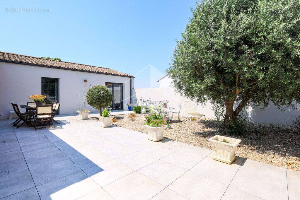 Maison à LA ROCHELLE