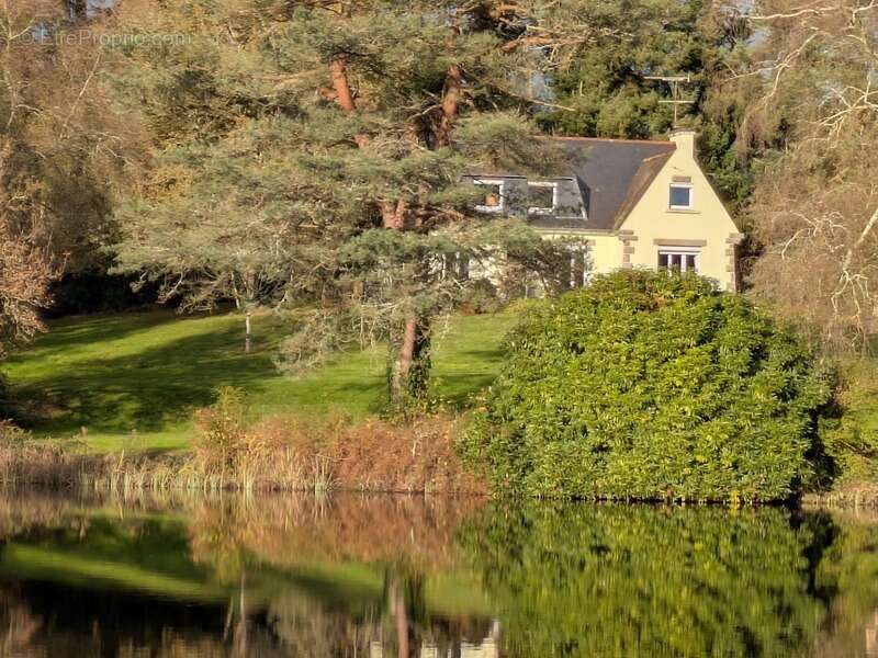 Maison à LANGOELAN