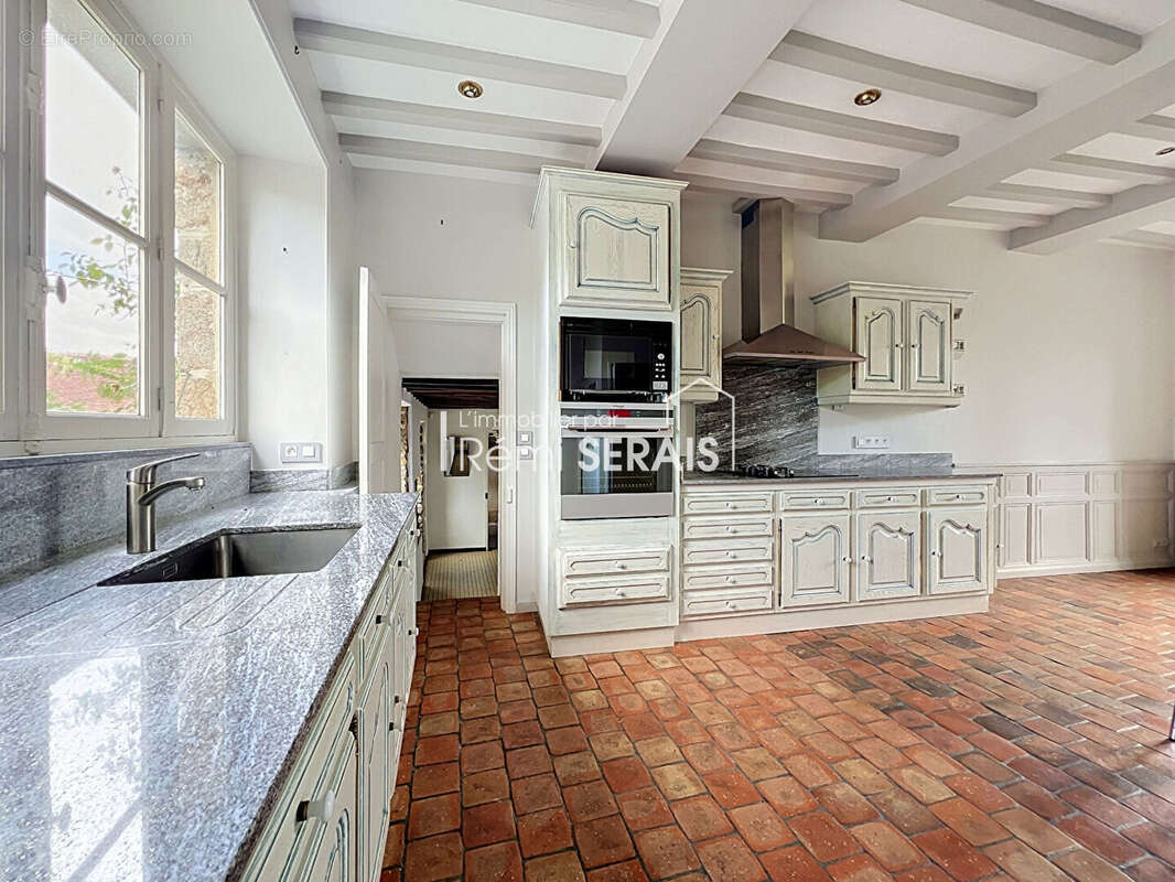 Maison bourgeoise à vendre à PUTANGES LE LAC - photo 6