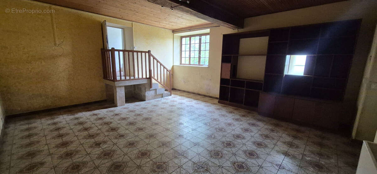 Maison Entre Villers Cotterets et Soissons de 6 pièce(s) 265 m2 - photo 5