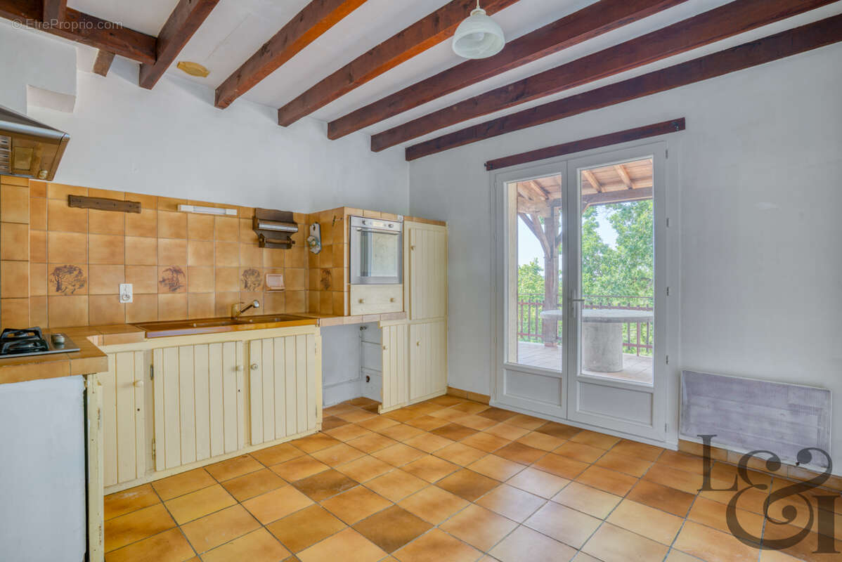 Maison à MONCLAR
